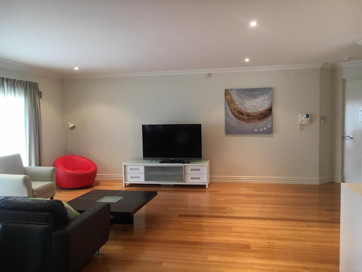 Fremantle Harbourside Apartments Esterno foto