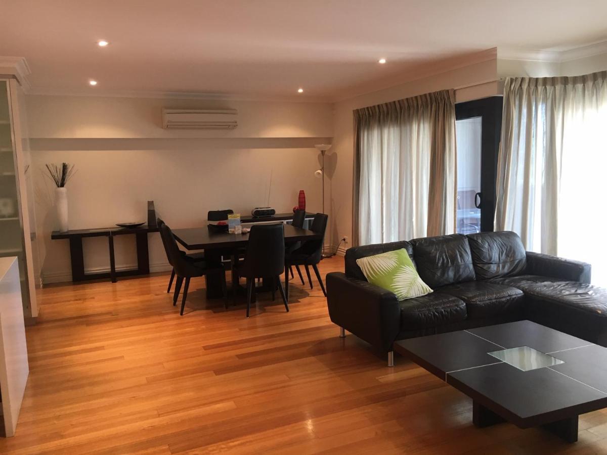 Fremantle Harbourside Apartments Esterno foto