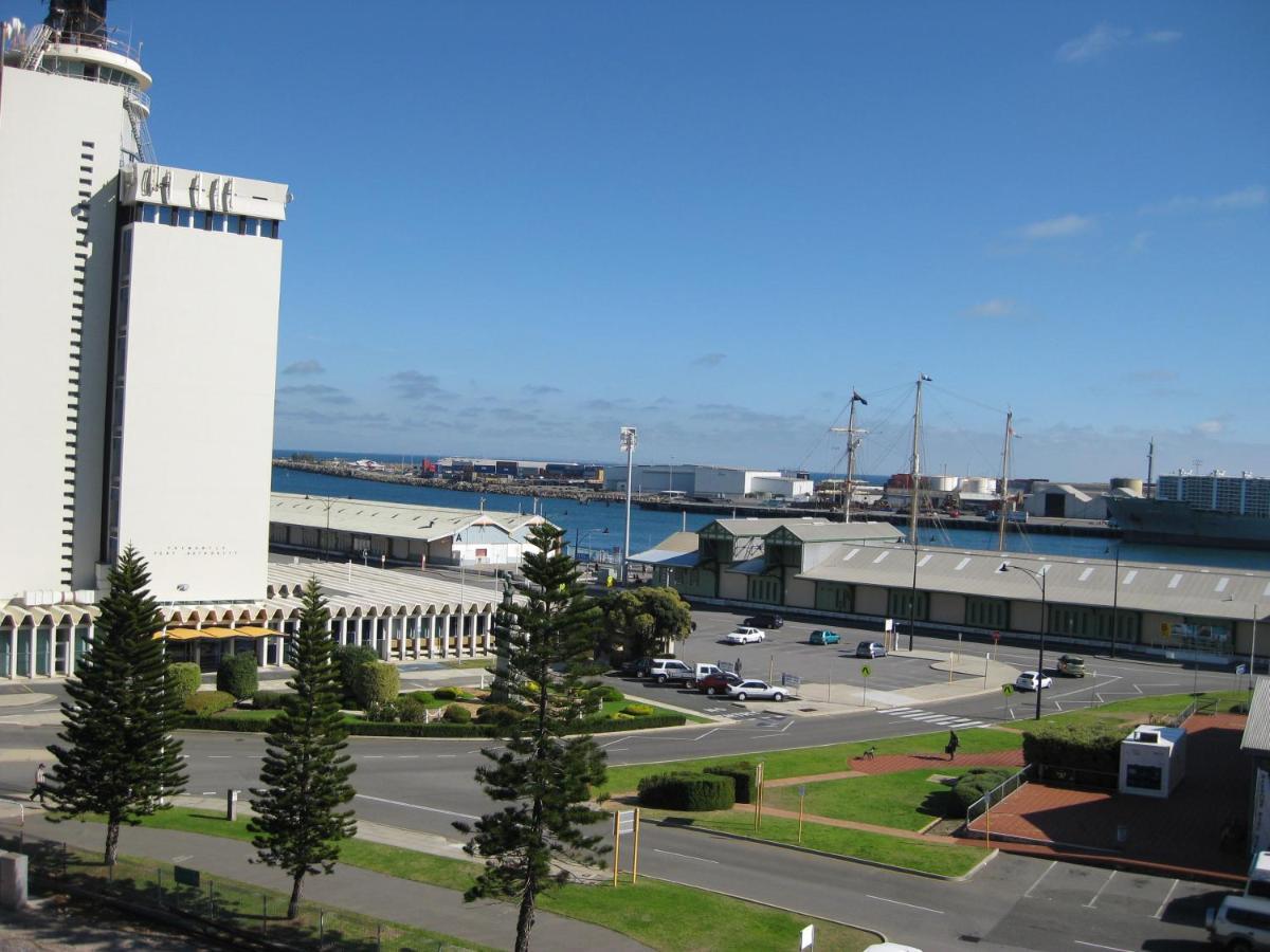 Fremantle Harbourside Apartments Esterno foto