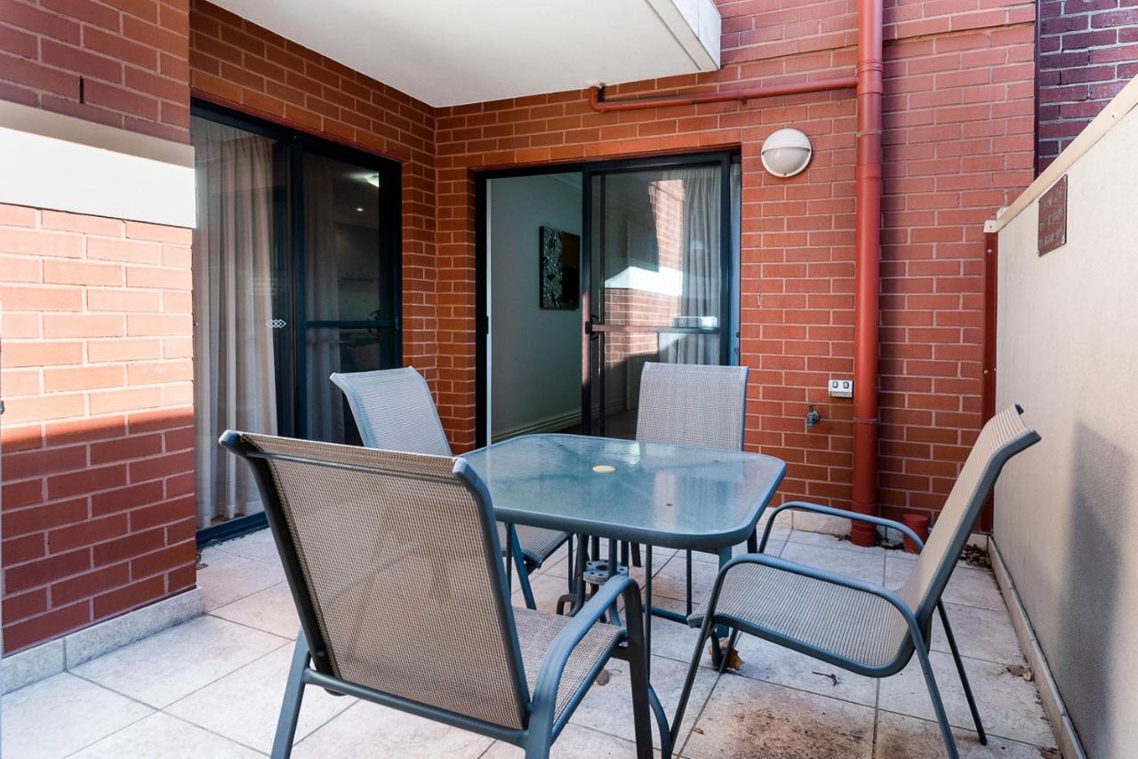 Fremantle Harbourside Apartments Esterno foto